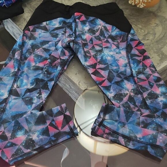 LEGINGS - Picture 3 of 3